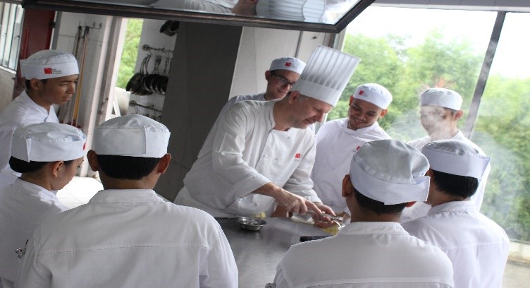 Commit to Excellence